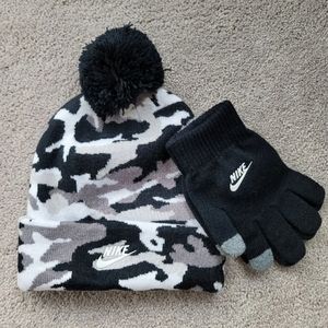 Nike Hat and Glove Set